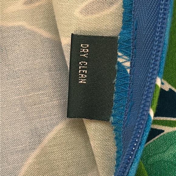 Lauren Ralph Lauren Multicolor Floral Cropped Pants, size 10 - Picture 7 of 12